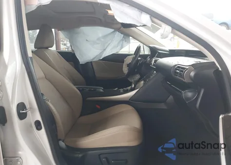 2019 Lexus Is 300 z USA, uszkodzony, nr VIN JTHBA1D24K5094864